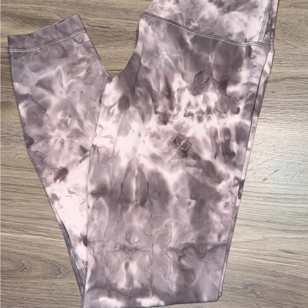 lululemon athletica Pink Tie-Dye Leggings Align 25in length - Picture 1 of 3